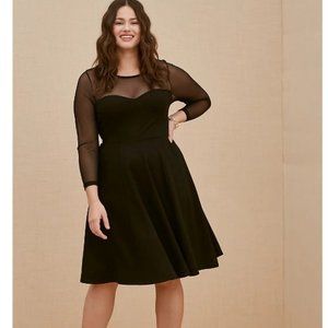 NWT TORRID BLACK PREMIUM PONTE & MESH ILLUSION NECK ABOVE-THE-KNEE DRESS sz 22